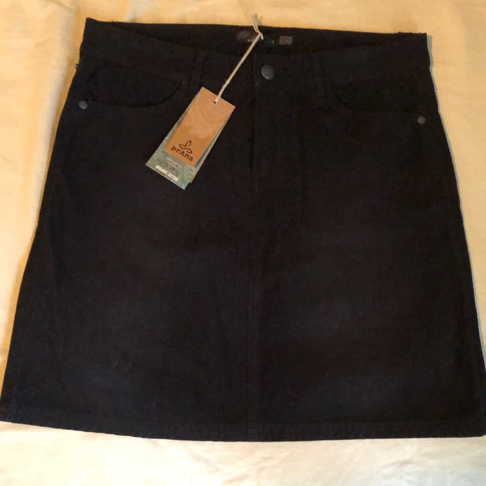 Prana Corderoy skirt size 4